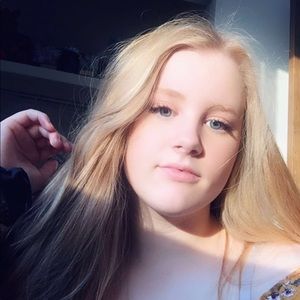 Meet your Posher, Liv